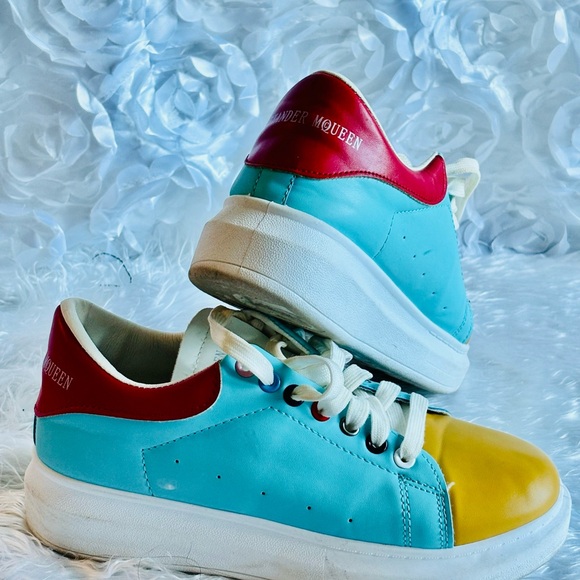 Alexander McQueen Other - Hot Alexander McQueen  Sneakers size 40